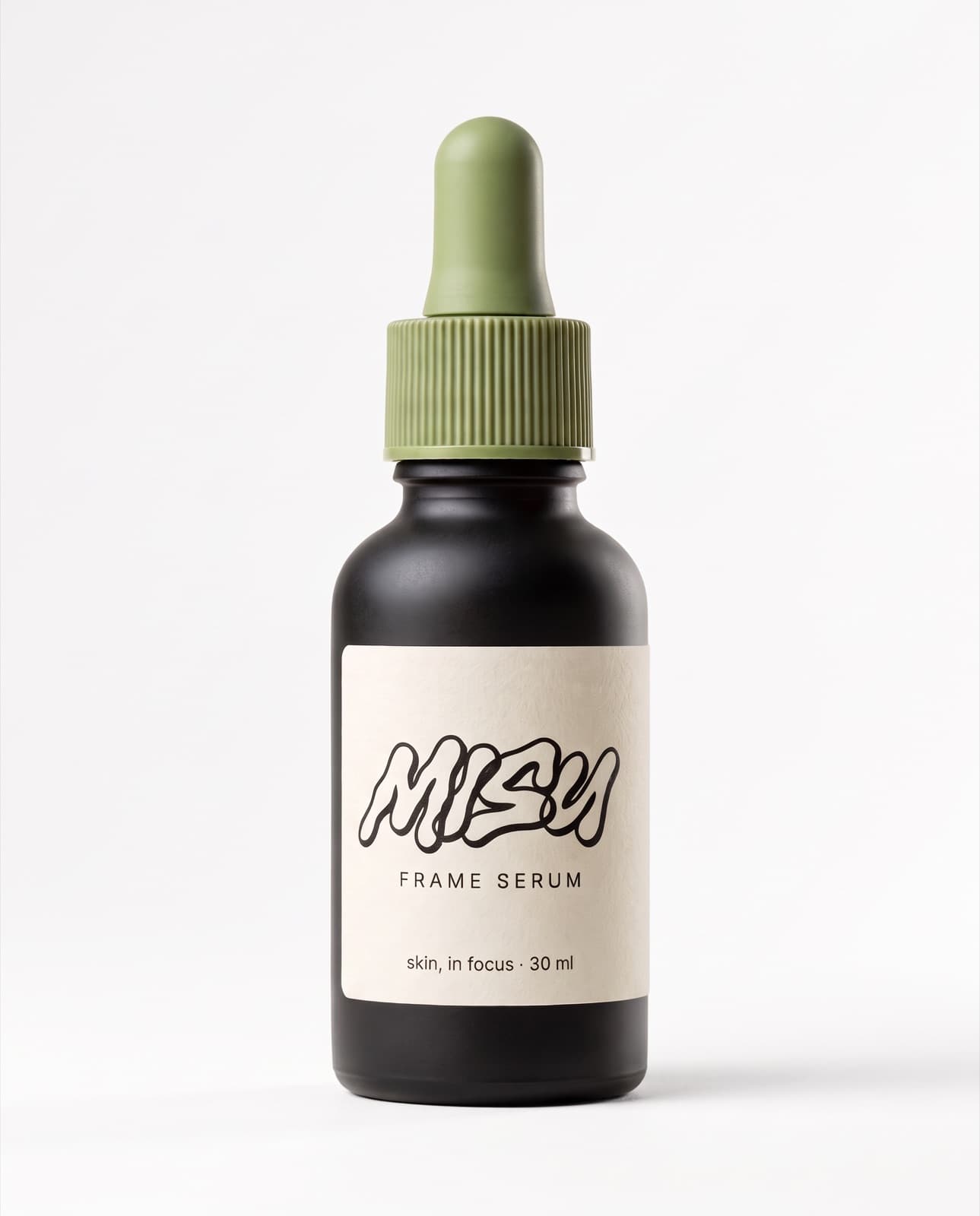 E-com packshot. White.